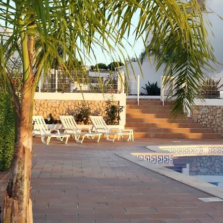 Farmvillage By Signaturestays אלבופיירה