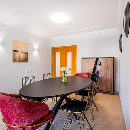 Farmvillage By Signaturestays *